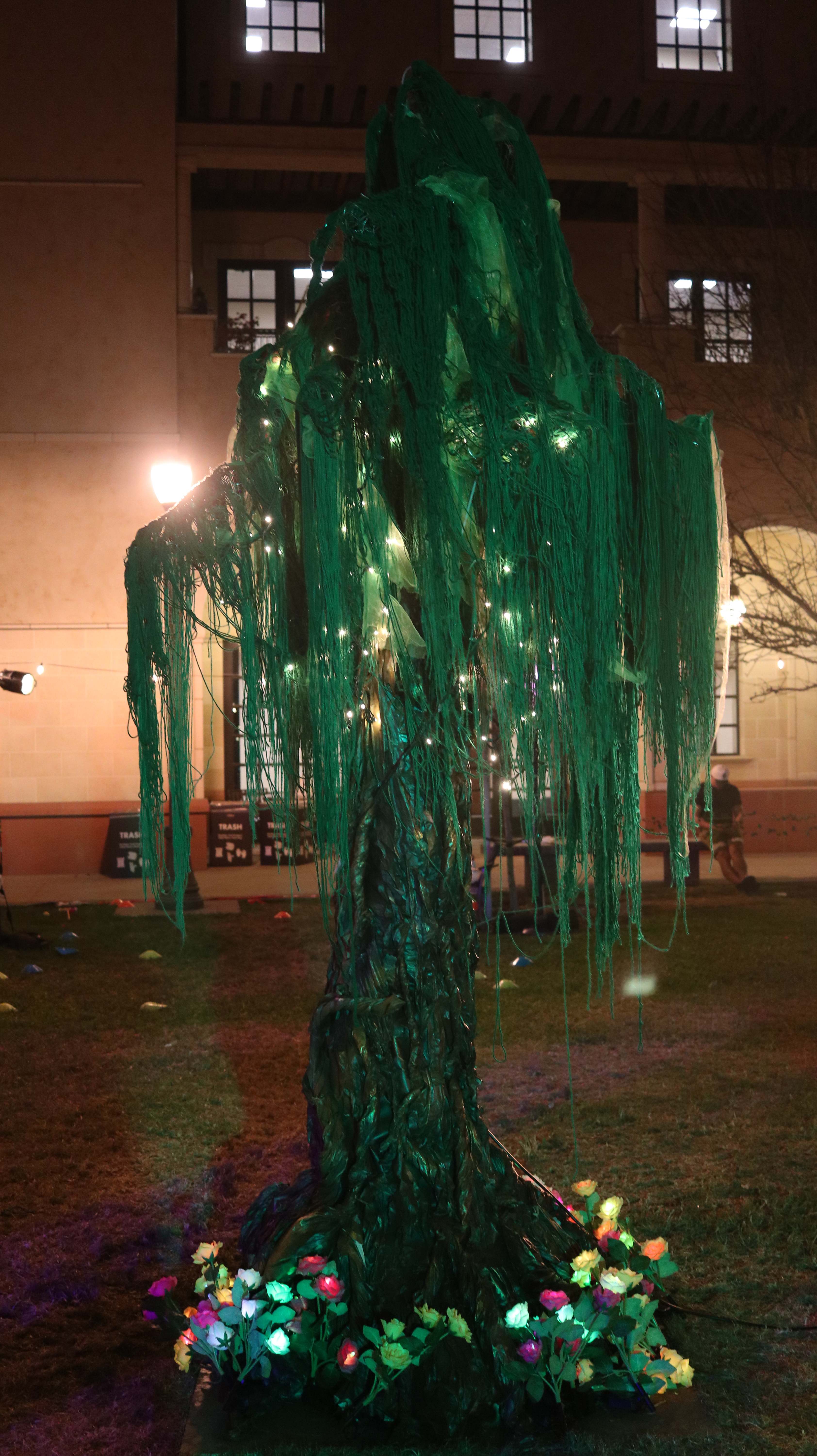 Fairy Fairways - Illuminated willow tree sculpture with LED flowers